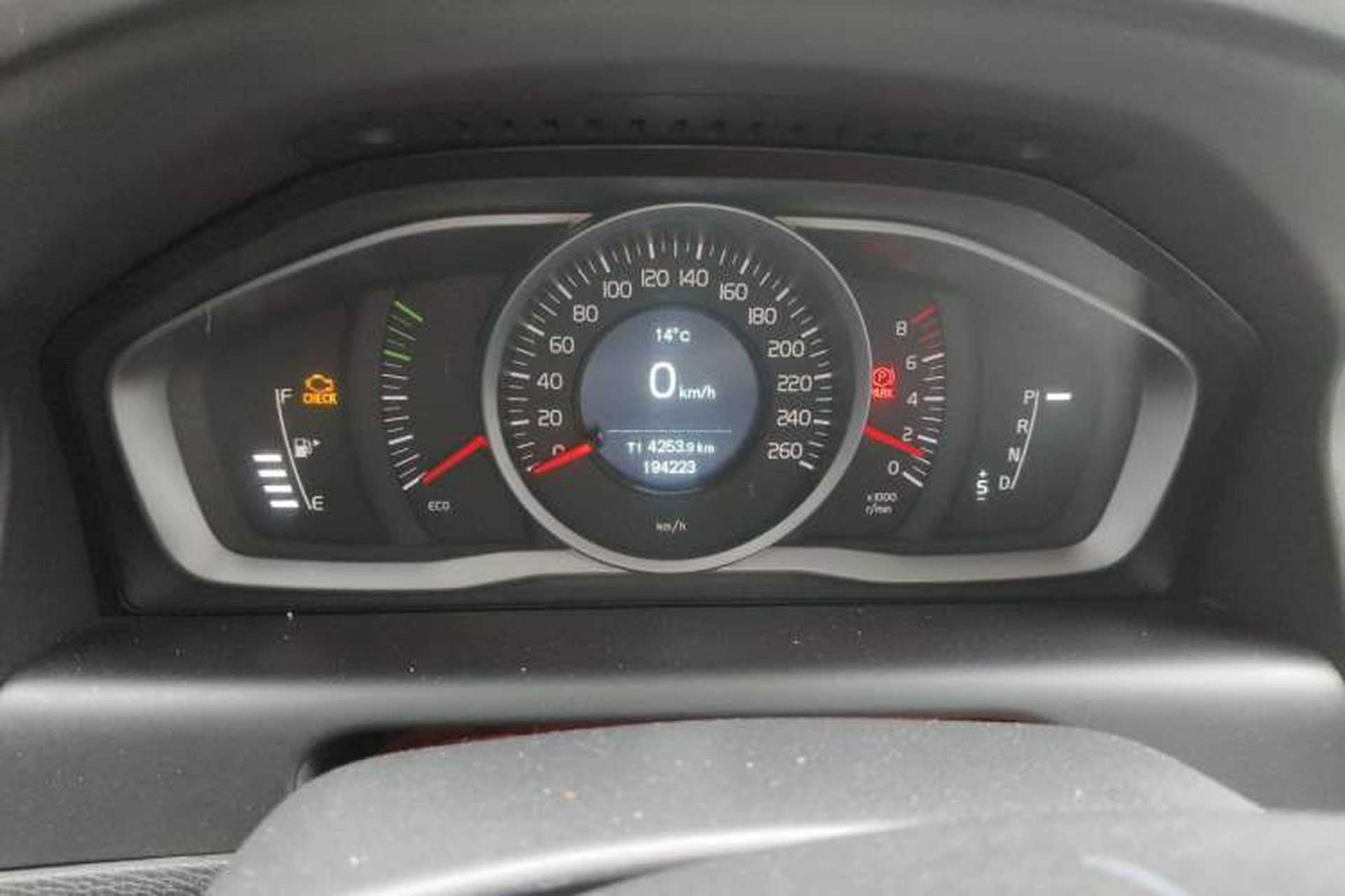 Used Volvo XC60 2014 T5 Zhiyi Edition Instrument Cluster