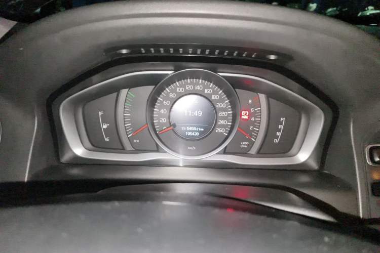Used Volvo XC60 2014 T5 Zhiyi Edition Odometer Close Up