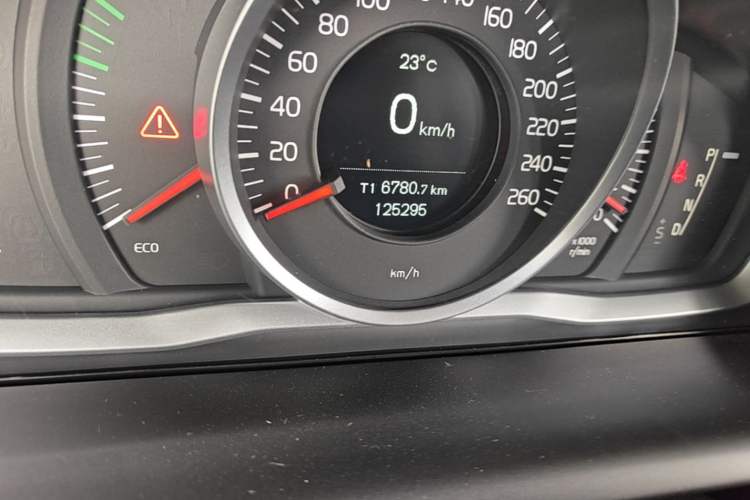 Used Volvo XC60 2014 T5 Zhiyi Edition Odometer Close Up