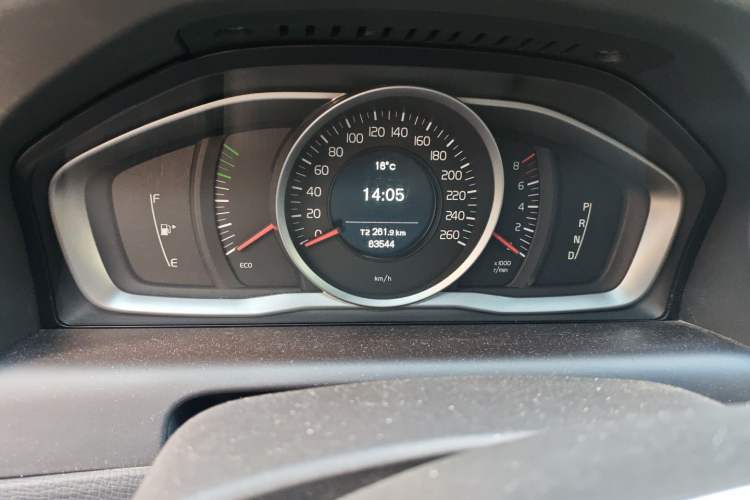 Used Volvo XC60 2014 T5 Zhiyi Edition Odometer Close Up