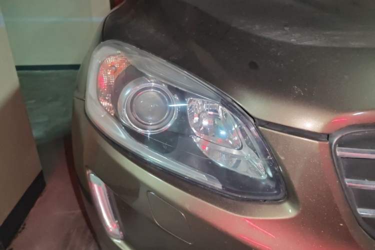 Used Volvo XC60 2014 Facelift T5 Zhiyi Edition Right Front Headlight