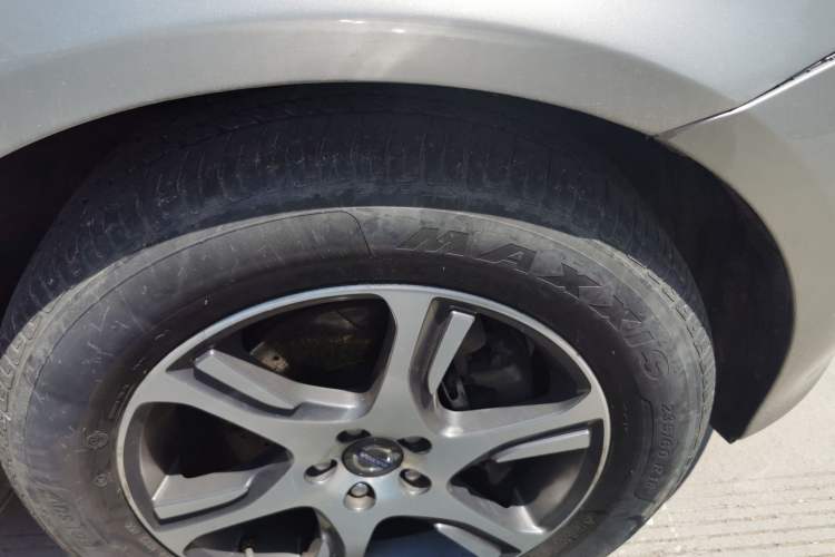 Used Volvo XC60 2014 Restyled T5 Zhiya Edition Right Front Wheel Hub