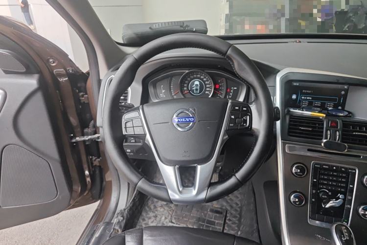 Used Volvo XC60 2014 T5 Zhiyi Edition Steering Wheel