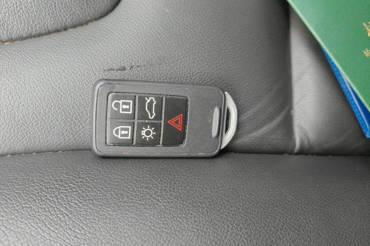 Used Volvo XC60 2014 T5 Zhiyi Edition Vehicle Key