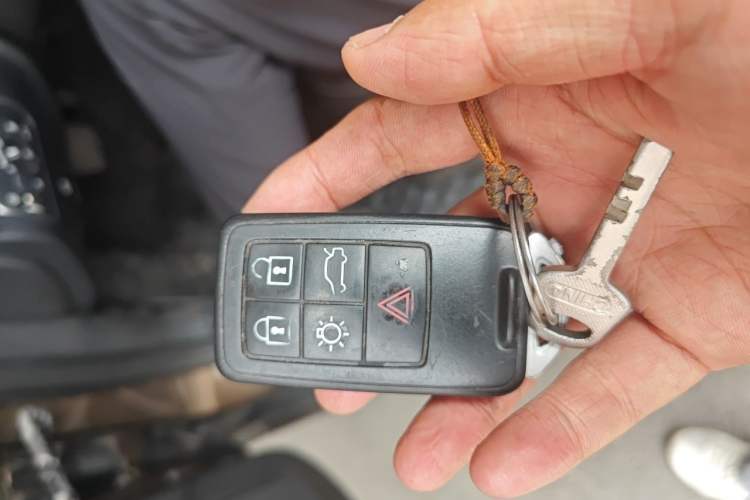 Used Volvo XC60 2014 T5 Zhiyi Edition Vehicle Key