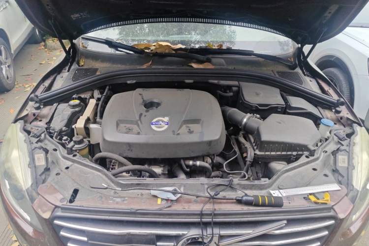 Used Volvo XC60 2014 Restyled T5 Zhiya Edition Engine Bay