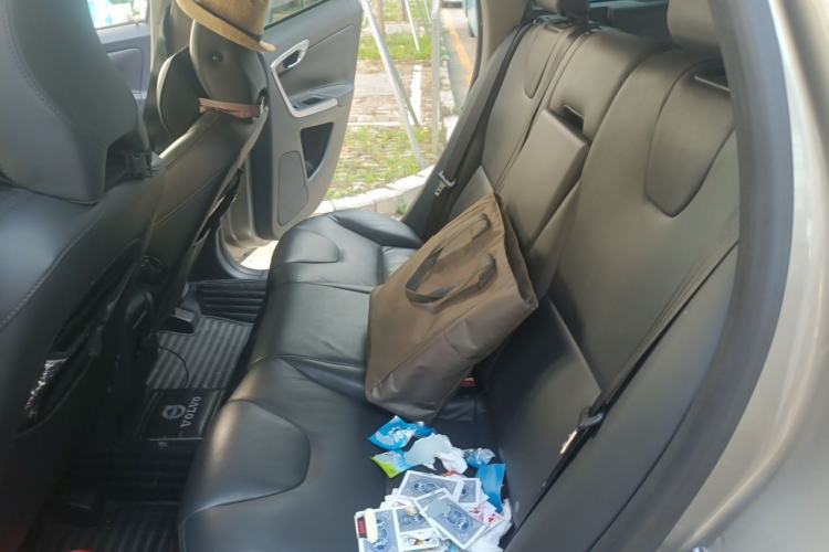 Used Volvo XC60 2014 T5 Zhiyi Edition Left Rear Seat