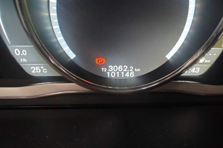 Used Volvo XC60 2014 Restyled T5 Zhiya Edition Odometer Close Up