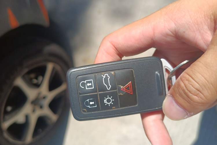 Used Volvo XC60 2014 T5 Zhiyi Edition Vehicle Key