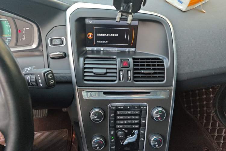Used Volvo XC60 2014 T5 Zhiya Edition Audio And AC Panel