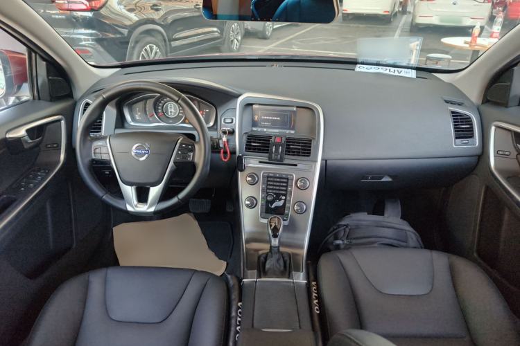 Used Volvo XC60 2014 Facelift T5 Zhiyi Edition Center Console
