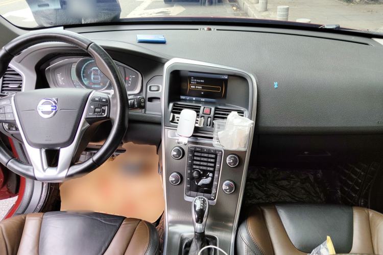 Used Volvo XC60 2014 T6 Zhiyi Edition Center Console