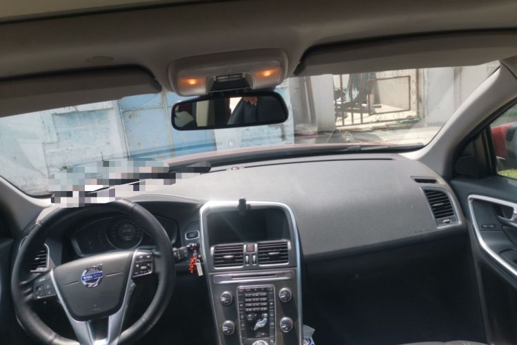 Used Volvo XC60 2014 T5 Zhiyi Edition Center Console
