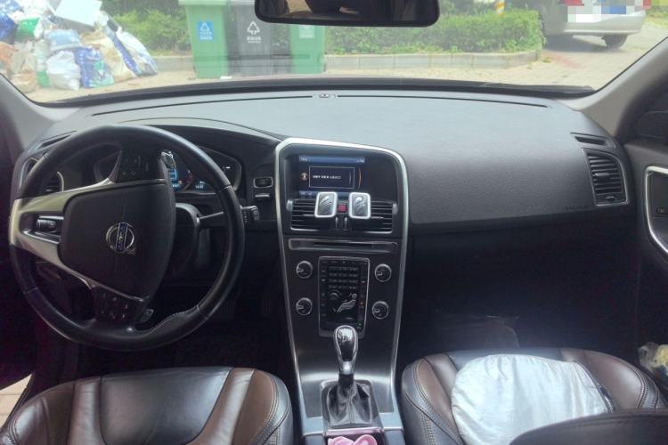 Used Volvo XC60 2014 T6 Zhiyi Edition Center Console