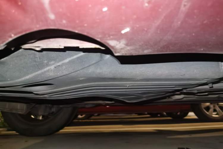 Used Volvo XC60 2014 T5 Zhiya Edition Chassis Rear Right