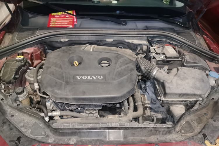 Used Volvo XC60 2014 T5 Zhiya Edition Engine Bay