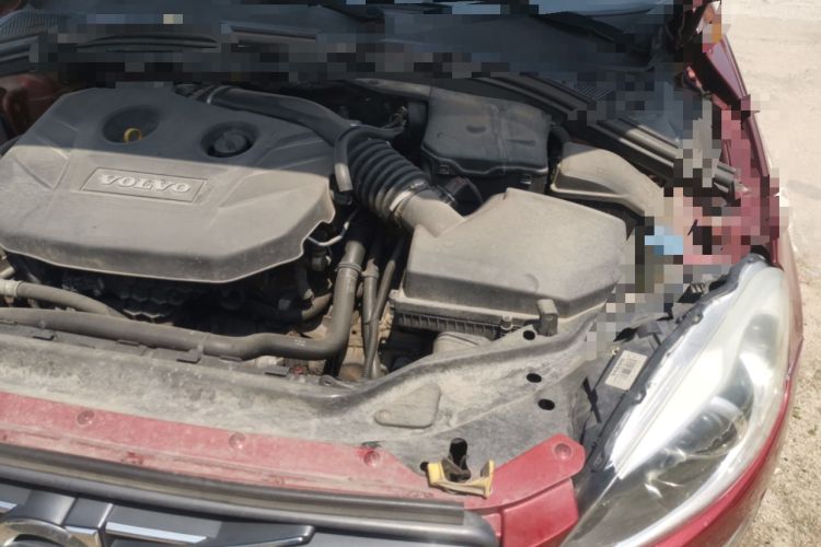 Used Volvo XC60 2014 T5 Zhiyi Edition Engine Bay Left