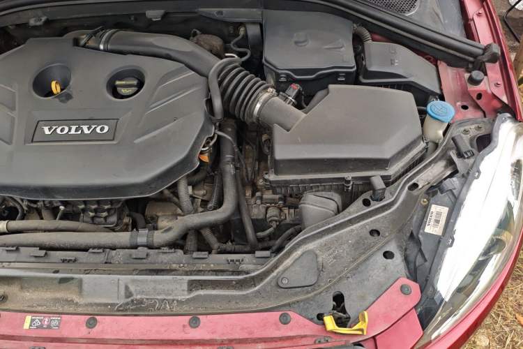 Used Volvo XC60 2014 T5 Zhiya Edition Engine Bay Left
