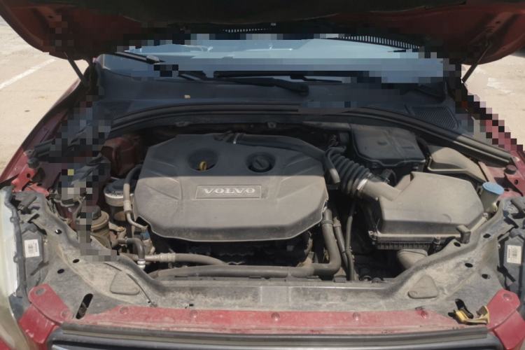 Used Volvo XC60 2014 T5 Zhiyi Edition Engine Bay