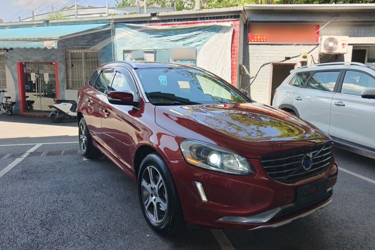 Used Volvo XC60 2014 Facelift T5 Zhiyi Edition Front Right 45 Deg