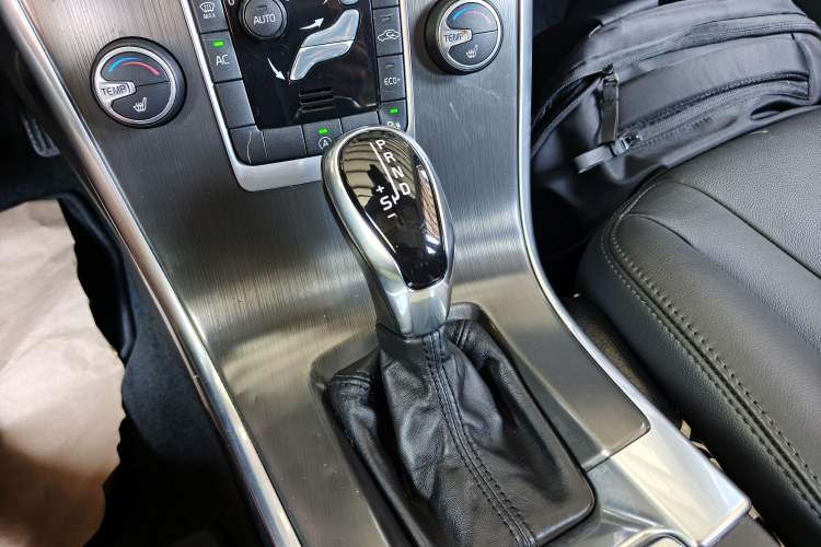 Used Volvo XC60 2014 Facelift T5 Zhiyi Edition Gear Lever