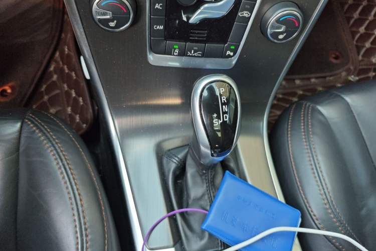 Used Volvo XC60 2014 T5 Zhiya Edition Gear Lever