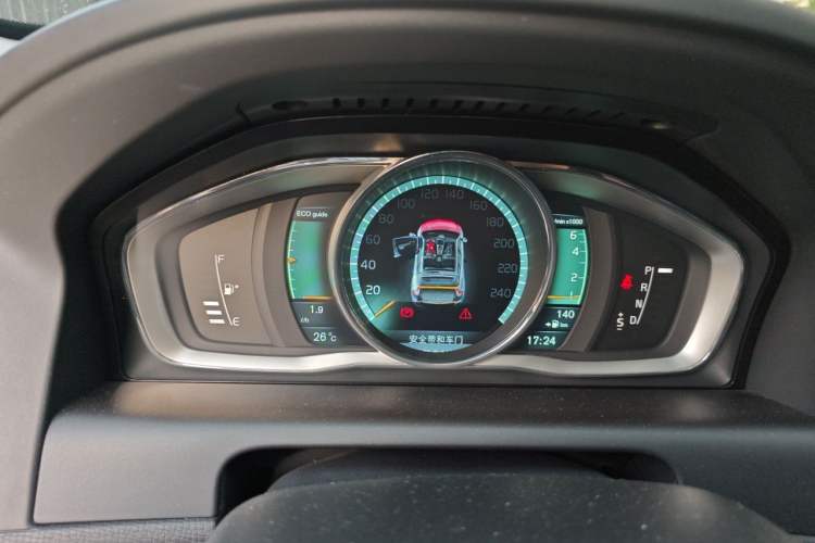 Used Volvo XC60 2014 T5 Zhiya Edition Instrument Cluster
