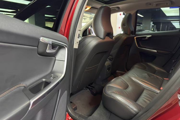 Used Volvo XC60 2014 Restyled T5 Zhiya Edition Interior 6