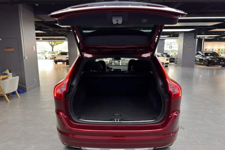 Used Volvo XC60 2014 Restyled T5 Zhiya Edition Interior 7