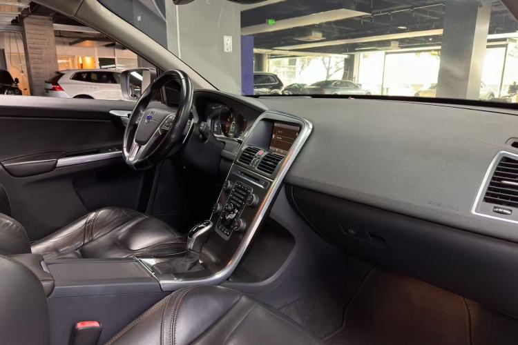 Used Volvo XC60 2014 Restyled T5 Zhiya Edition Interior 9