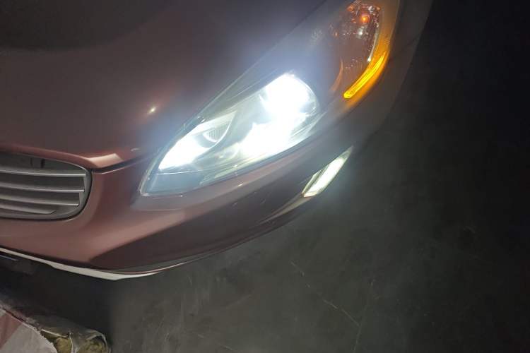 Used Volvo XC60 2014 Restyled T5 Zhiya Edition Left Front Headlight
