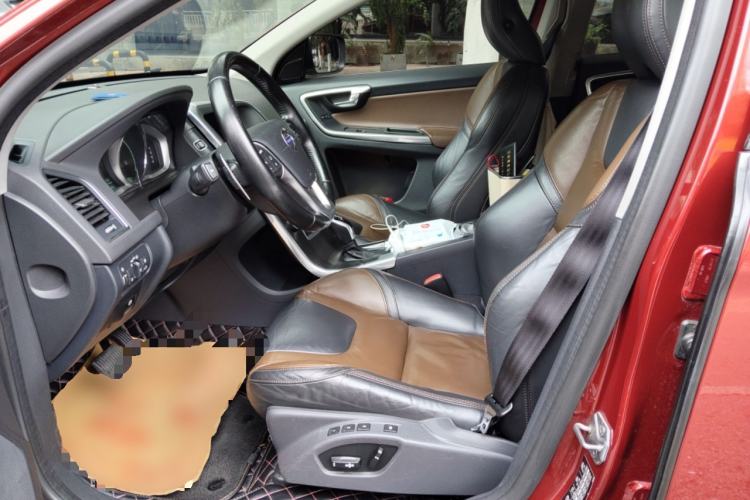 Used Volvo XC60 2014 T6 Zhiyi Edition Left Front Seat