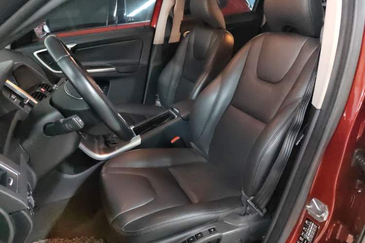 Used Volvo XC60 2014 T5 Zhiyi Edition Left Front Seat