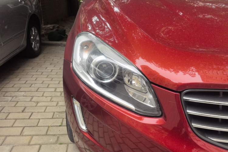 Used Volvo XC60 2014 T6 Zhiyi Edition Right Front Headlight