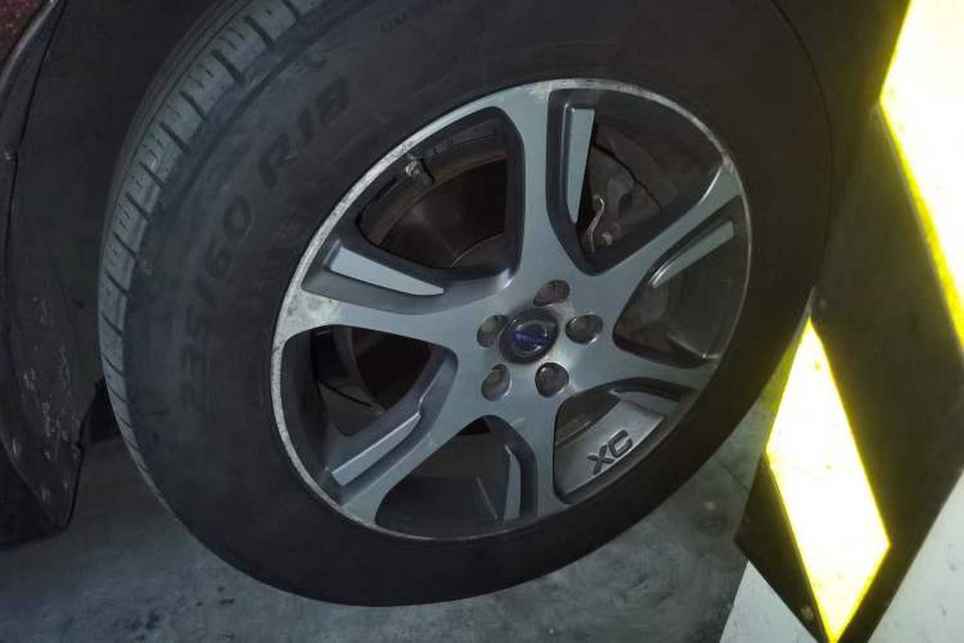 Used Volvo XC60 2014 Restyled T5 Zhiya Edition Right Front Wheel Hub