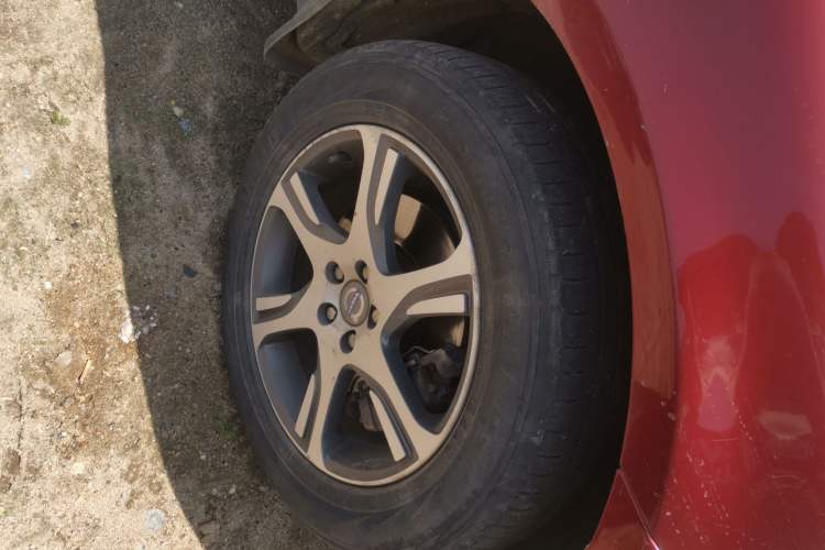 Used Volvo XC60 2014 T5 Zhiyi Edition Right Front Wheel Hub