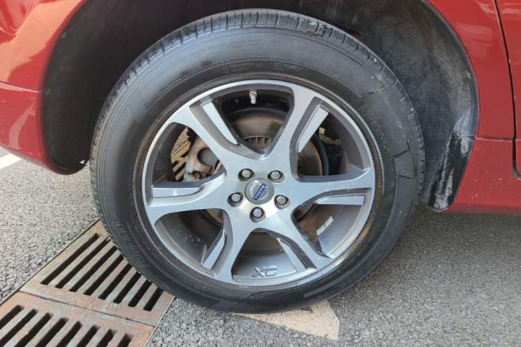 Used Volvo XC60 2014 Facelift T5 Zhiyi Edition Right Rear Wheel Hub