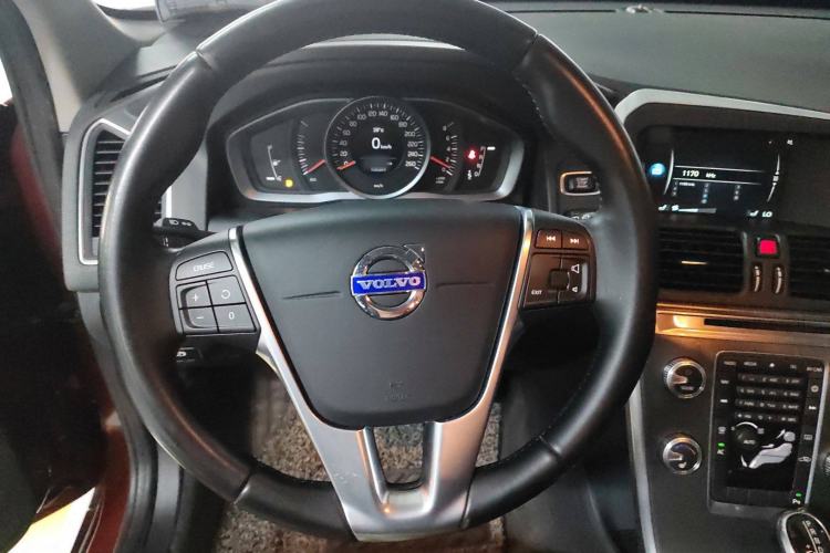 Used Volvo XC60 2014 T5 Zhiyi Edition Steering Wheel