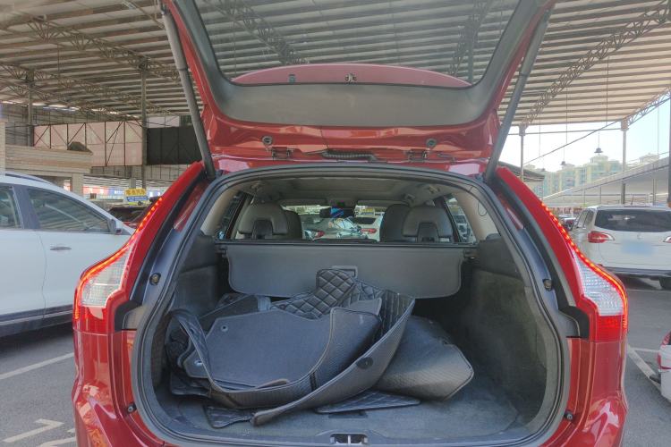 Used Volvo XC60 2014 Facelift T5 Zhiyi Edition Trunk