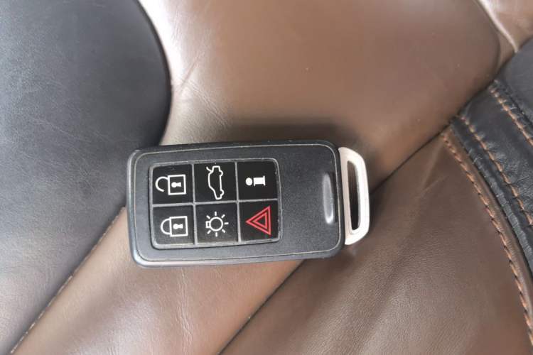 Used Volvo XC60 2014 T6 Zhiyi Edition Vehicle Key