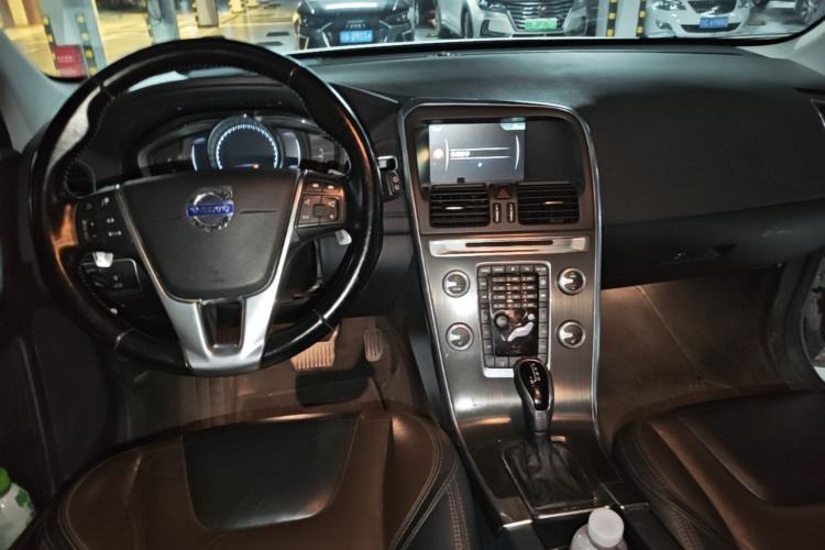 Used Volvo XC60 2014 Restyled T5 Zhiya Edition Center Console