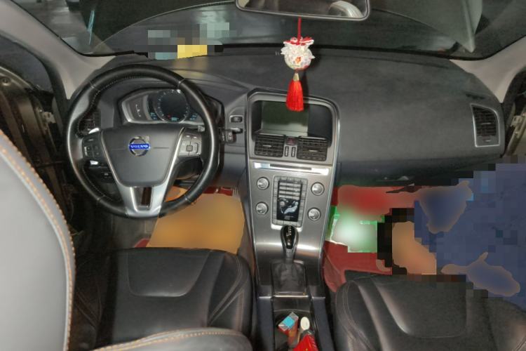 Used Volvo XC60 2014 T6 Zhiyi Edition Center Console