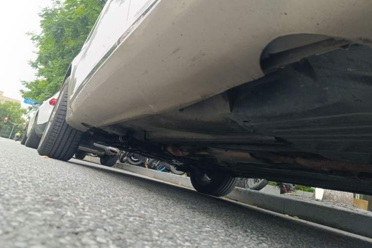 Used Volvo XC60 2014 T6 Zhiya Edition Chassis Rear Left