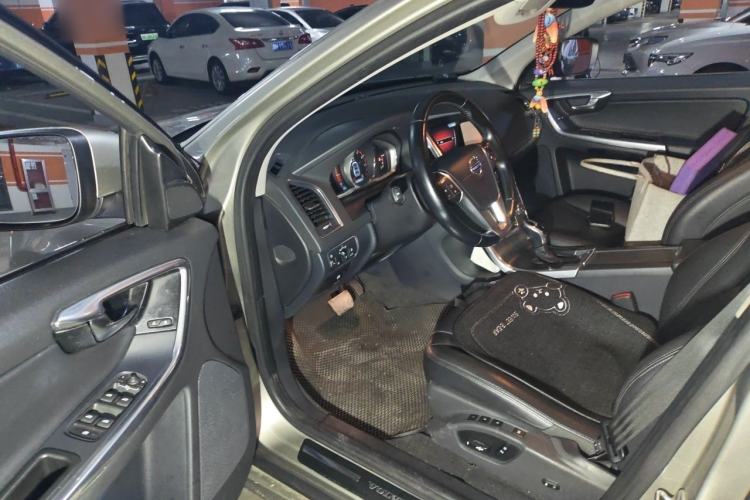Used Volvo XC60 2014 T5 Zhiyi Edition Driver Seat