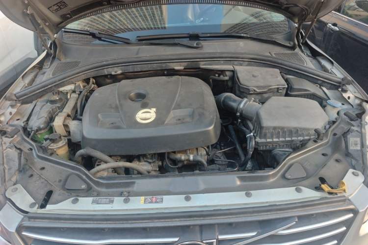 Used Volvo XC60 2014 Restyled T5 Zhiya Edition Engine Bay