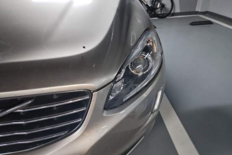 Used Volvo XC60 2014 Restyled T5 Zhiya Edition Engine Bay Left