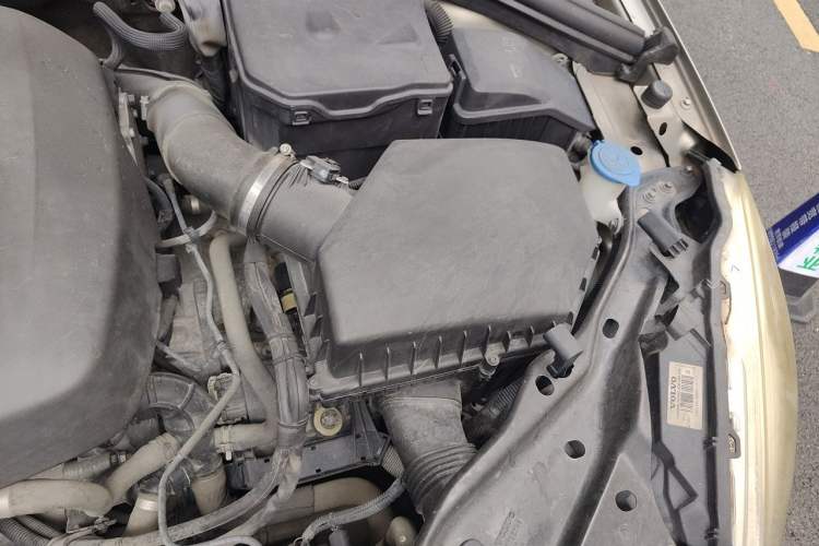 Used Volvo XC60 2014 Restyled T5 Zhiya Edition Engine Bay Left