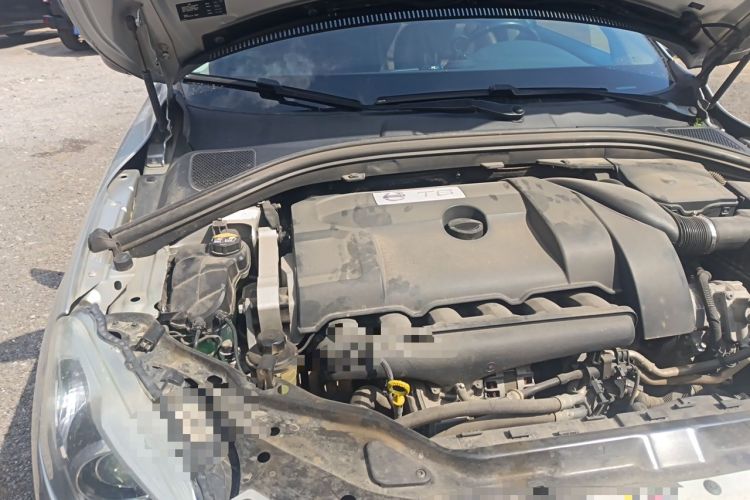 Used Volvo XC60 2014 T6 Zhiyi Edition Engine Bay Right