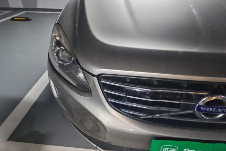 Used Volvo XC60 2014 Restyled T5 Zhiya Edition Engine Bay Right