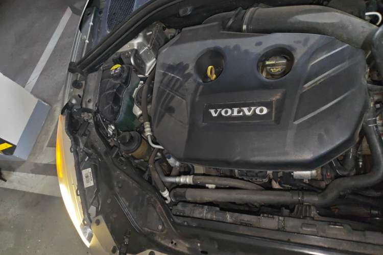 Used Volvo XC60 2014 T5 Zhiyi Edition Engine Bay Right